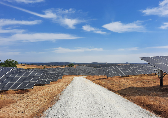 Foto Iberdrola obtiene el permiso de impacto ambiental para un nuevo proyecto fotovoltaico de 375 MW en Extremadura